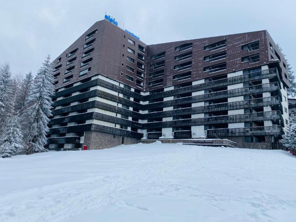 Alpin Resort Hotel - Apartamentele 2403-2404- Proprietate Administrata De Gazda Privata Poiana Brasov Luaran gambar
